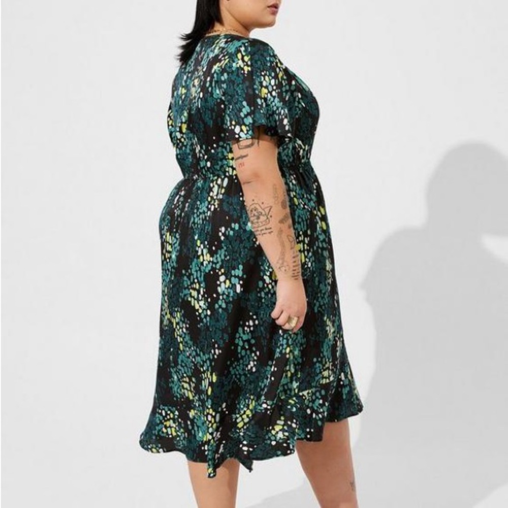 Torrid Midi Bubble Charm Flutter Sleeve Wrap Dress - image 2